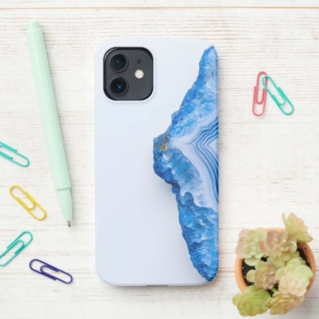 Coque iPhone Modern Stone Dusty Blue Marble (Sur le bureau)