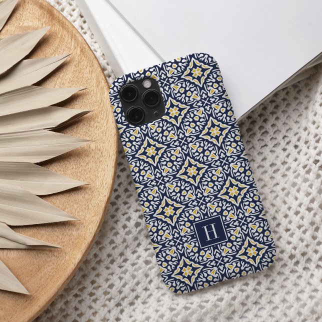 Coque iPhone Monogramme de Motif marin et jaune de la Méditerra (Créateur téléchargé)