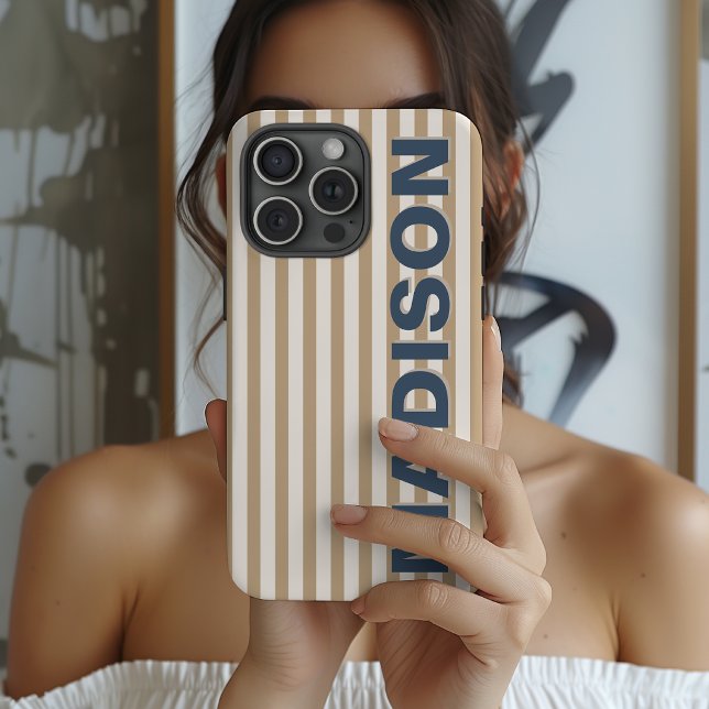 Coque iPhone Monogramme Moderne Camel Rayé Nom de la Mariée (Personalized Name Pastel Stripe iPhone case Gift for graduation)