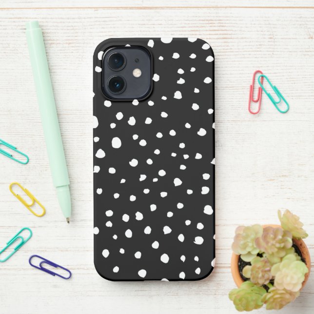 Coque iPhone Points dalmatiens, Zones dalmatiennes, Noir et Bla (Sur le bureau)