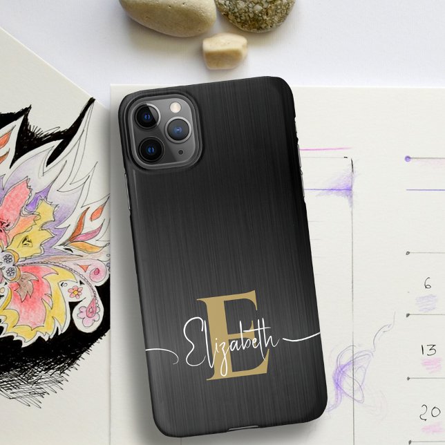 Coque iPhone Script moderne en métal brossé noir monogramme or (Créateur téléchargé)