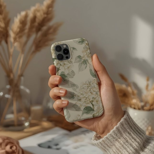 Coque iPhone Soft White Hydrangea Floral Pattern (Créateur téléchargé)