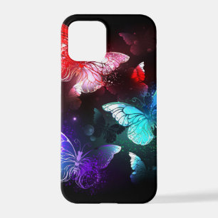Coque iPhone 12 Pro Trois papillons brillants sur l'arrière - plan de