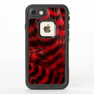 Plumes rouges et noires douces