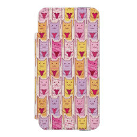 Chats mignons avec les coeurs affectueux