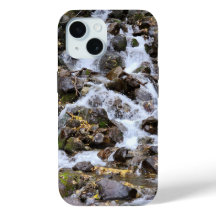 Tranquille Mossy Cascade coque iphone