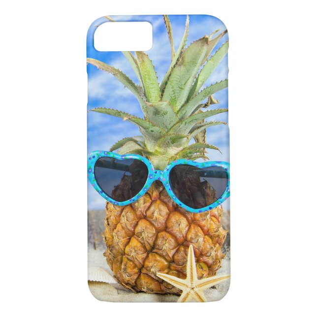 Coques Case-Mate iPhone ananas avec lunettes de soleil dans le sable (Dos)