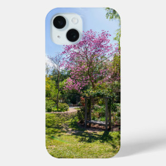 Coque Pour iPhone 15 Arbres roses dans le jardin des jardins de Descans