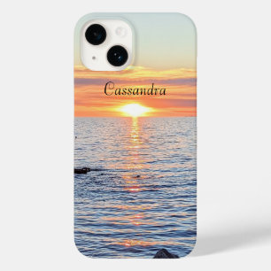 Coque Pour iPhone 14 Beau coucher de soleil doré sur l'océan Nom person
