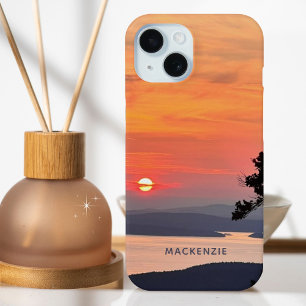 Coque Pour iPhone 15 Beau coucher de soleil sur le lac de la Montagne