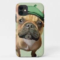 Bouledogue français Brown avec le casquette vert