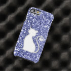 Chat violet de regard de parties scintillantes