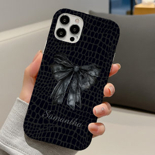 Coque Pour iPhone 16 Chic Noir Gris Coquette Crocodile Arc Monogramme