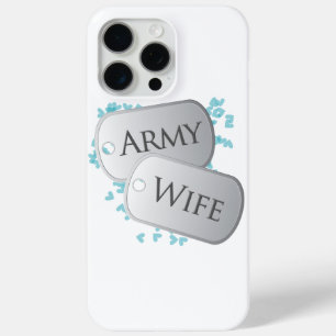 Coque iPhone 15 Pro Max Chien Tags Armée Femme