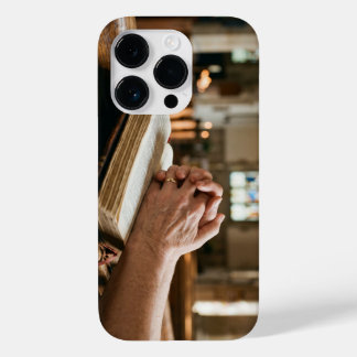 Coque Pour iPhone 14 Pro Christian Praying Hands on Bible iPhone Case