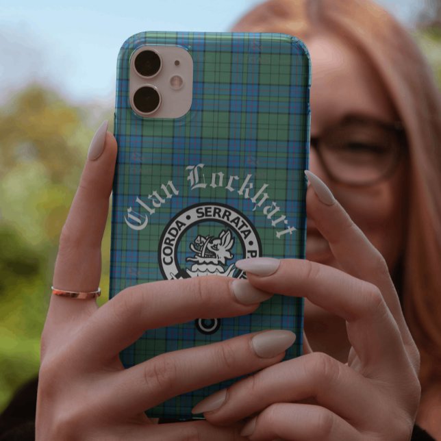 Coques Case-Mate iPhone Clan Lockhart Crest Badge & Tartan (Clan Lockhart phone cover available for both iPhone and Android phones.)