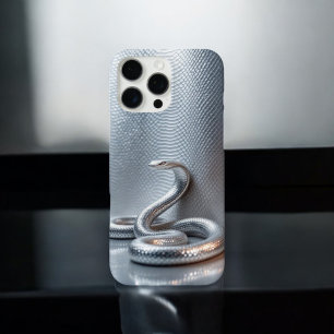 Coques iPhone 16 Pro Max Cobra - Bouclier serpent