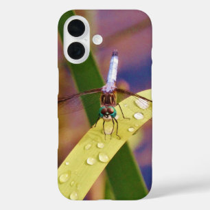 Coque Pour iPhone 16 Dragonfly sur la feuille de pluie