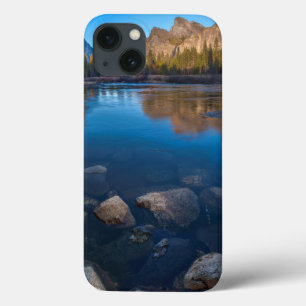 Etui iPhone 13 États-Unis, Californie. Vue de la vallée de Yosemi