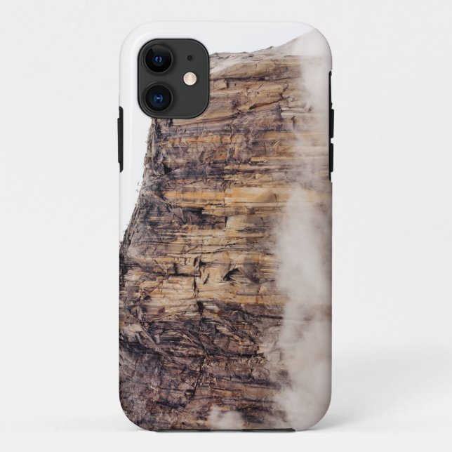 Coques Case-Mate iPhone Falaise pure se levant au-dessus des nuages (Dos)