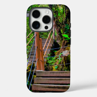 Coques iPhone 16 Pro Forêt moussue