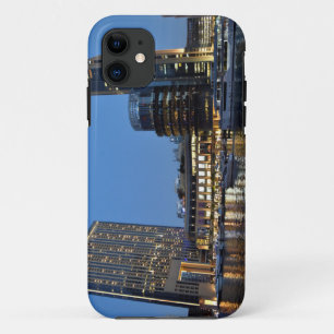 Etui iPhone Case-Mate gratte-ciel de l'heure bleue à la marina de Dubaï