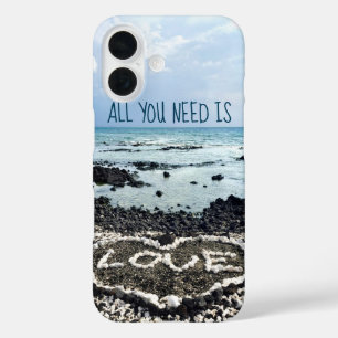 Coques iPhone 16 Hawaii Black Sand Beach Love Coral Heart Citation