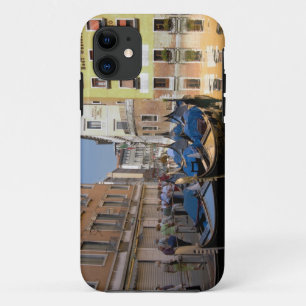Case-Mate iPhone Case Italie, Venise, gondoles amarrées le long d'un can
