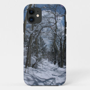 Coques Pour iPhone La neige a couvert le chemin par les montagnes