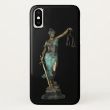 Lady Justice sur Black Velvet