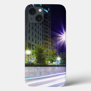 iPhone 13 Coque Le trafic brouillé la nuit