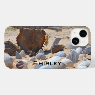 Coque Pour iPhone 14 Les coquillages sur la plage par Shirley Taylor