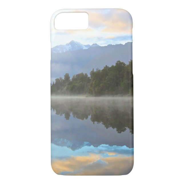 Coques Case-Mate iPhone Les réflexions du début du matin Paysage (Dos)