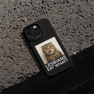 Coques iPhone 16 Pro Max Lesbiennes Mangent Quoi de Drôle