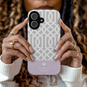 Coque Pour iPhone 16 Lilac et Grey Trellis Monogramme cardiaque