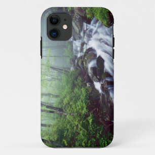 Coque Case-Mate Pour iPhone Linn Cove Creek cascade à travers la brume