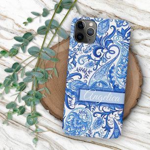 Coque iPhone 15 Pro Max Lumière personnalisée bleu foncé blanc floral pais