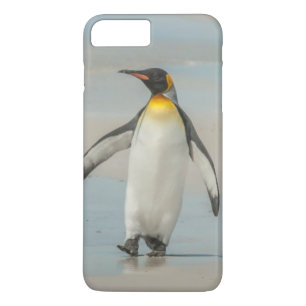 Coques Pour iPhone Manchot marchant sur la plage