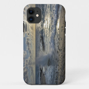Etui iPhone Case-Mate Mer des Caraïbes, Îles Caïmans. Vagues déferlante