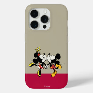Coque iPhone 15 Pro Mickey et Minnie Kissing