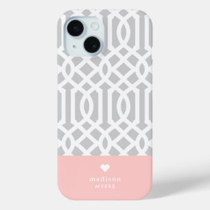 Coque Pour iPhone 15 Monogramme cardiaque rose et gris de Trellis
