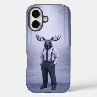 Coque Pour iPhone 16 Moose in Classic Suspenders – Silent Forest Portra