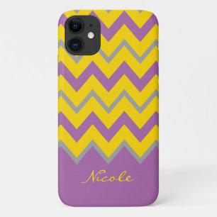 Coque iPhone 11 Motif chevron jaune violet élégant Nom personnalis