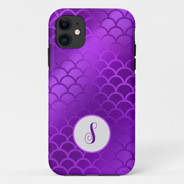 Coques Case-Mate iPhone Motif des échelles de sirène violet initiales pers (Dos)