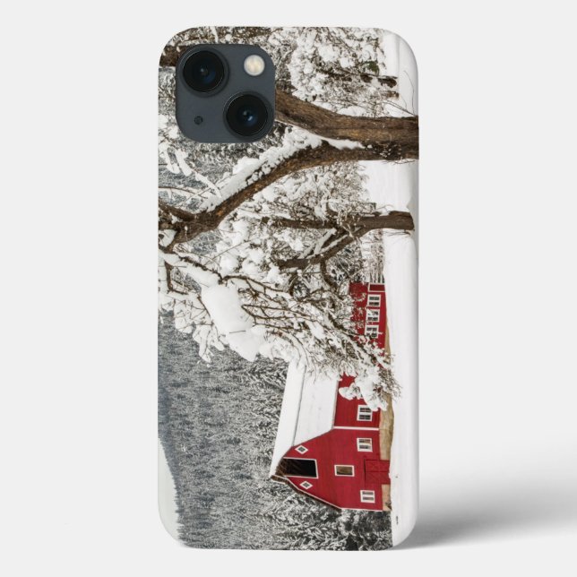 Coques Case-Mate iPhone Neige fraîche sur la grange rouge (Verso)