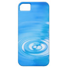 Nettoyez les ondulations de l'eau bleue