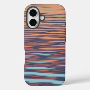 Coque Pour iPhone 16 Ondes de coucher de soleil sur l'eau