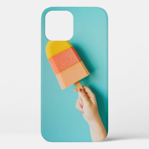 Case-Mate iPhone Case Personne tenant un coquelicot jaune et rose