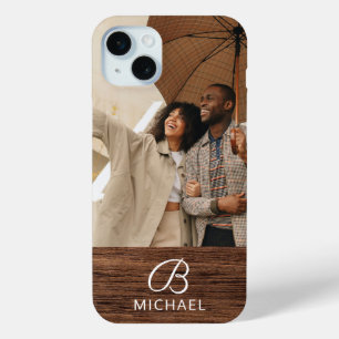 Coque iPhone 15 Mini Photo de monogramme sur bois personnalisé avec nom