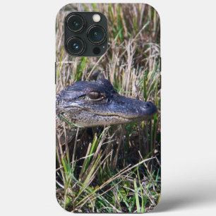 Case-Mate iPhone Case Photographie d'un bébé alligator dans l'herbe des